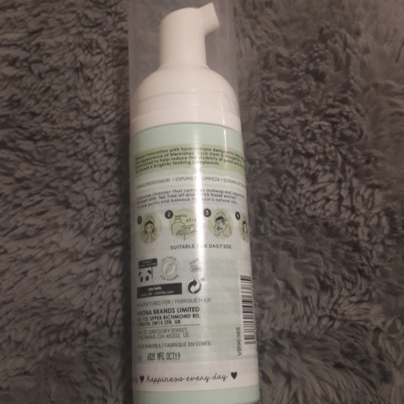 3/$20 - NWT Face Bundle - Sloth mask and cleanser - Picture 4 of 4